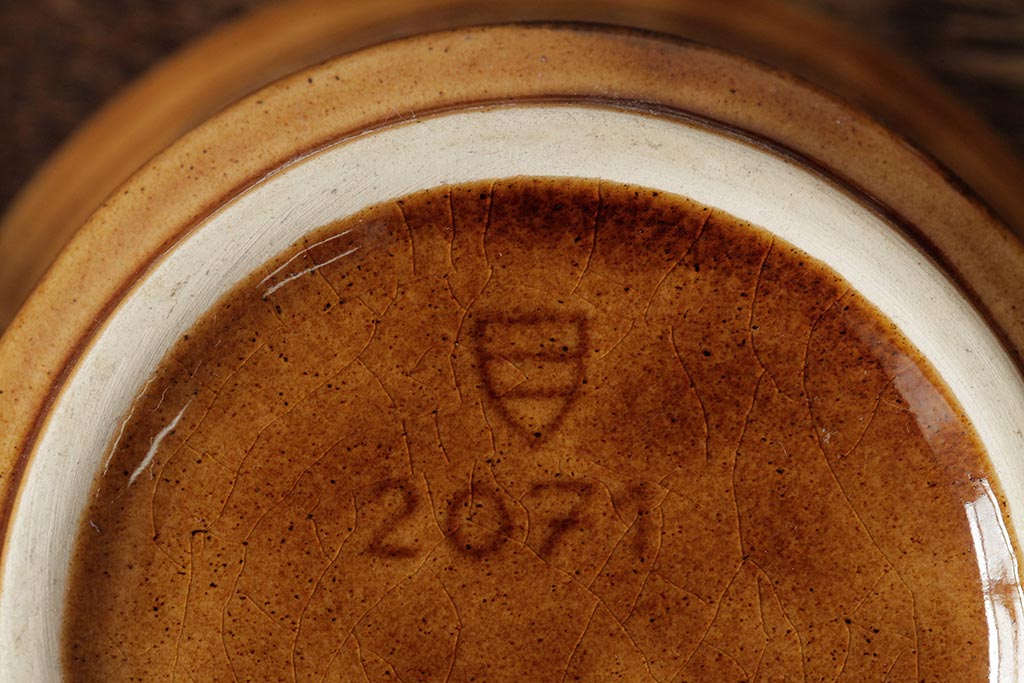 ヴィンテージ雑貨　北欧ビンテージ　落ち着いた温もり感じるスープカップ&ソーサー3客セット(洋食器)(R-037959)