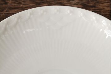 中古　ROYAL COPENHAGEN(ロイヤルコペンハーゲン)　ホワイトフルーテッド ハーフレース　ティーカップ&ソーサー4客セット(洋食器)(R-037960)