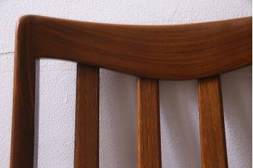 ヴィンテージ家具　北欧ビンテージ　G-PLAN(ジープラン)　チーク材の温もり溢れるダイニングチェア(椅子)(R-037969)