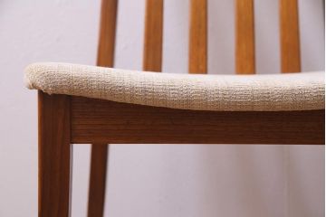 ヴィンテージ家具　北欧ビンテージ　G-PLAN(ジープラン)　チーク材の温もり溢れるダイニングチェア(椅子)(R-037971)