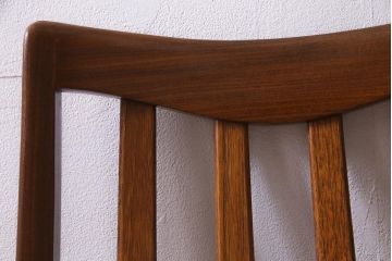 ヴィンテージ家具　北欧ビンテージ　G-PLAN(ジープラン)　チーク材の温もり溢れるダイニングチェア(椅子)(R-037972)