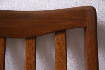 ヴィンテージ家具　北欧ビンテージ　G-PLAN(ジープラン)　チーク材の温もり溢れるダイニングチェア(椅子)(R-037972)