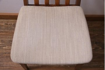 ヴィンテージ家具　北欧ビンテージ　G-PLAN(ジープラン)　チーク材の温もり溢れるダイニングチェア(椅子)(R-037972)