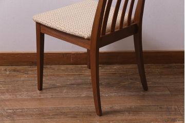 ヴィンテージ家具　G-PLAN(ジープラン)　あたたかな印象の北欧風ダイニングチェア(椅子、ビンテージ)(R-037974)