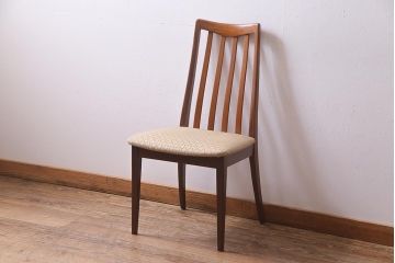 ヴィンテージ家具　G-PLAN(ジープラン)　心安らぐ空間づくりにおすすめの北欧風ダイニングチェア(椅子、ビンテージ)(R-037976)