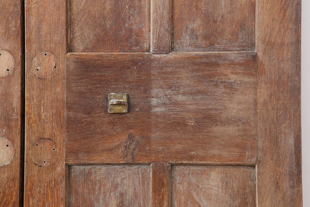 アンティーク建具　フランスアンティーク　オーク材　両開き　パネルのデザインがお洒落な木製ドア一対(扉)(R-037978)