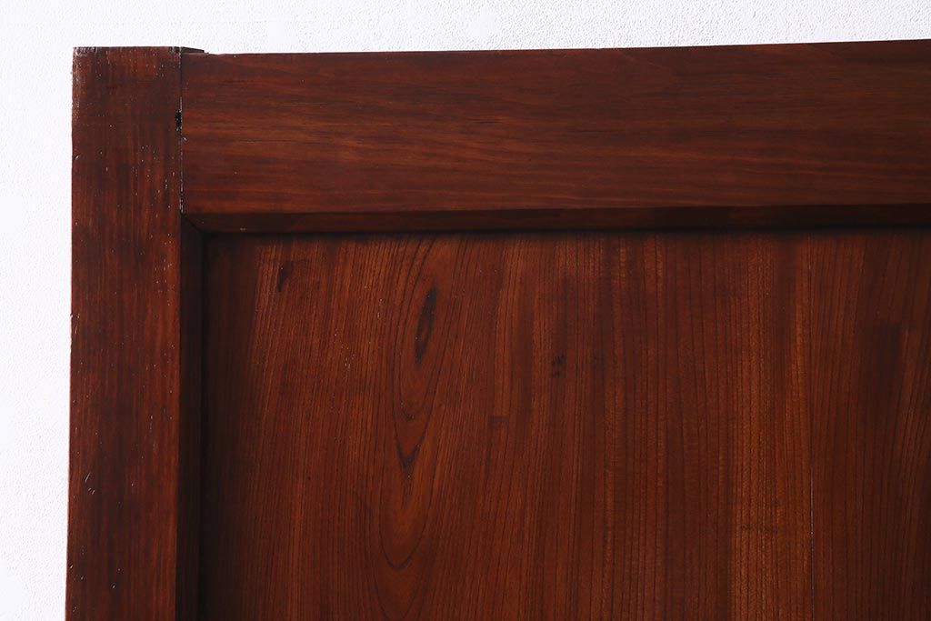 アンティーク建具　ヒノキ・ケヤキ材　純和風の空間におすすめな重厚感漂う庄内蔵戸(建具、引き戸、玄関戸)(R-037980)