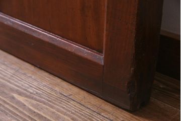 アンティーク建具　ヒノキ・ケヤキ材　純和風の空間におすすめな重厚感漂う庄内蔵戸(建具、引き戸、玄関戸)(R-037980)