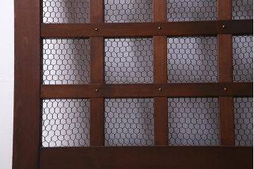 アンティーク建具　ヒノキ材　亀甲金網　和の雰囲気を高める格子蔵戸(建具、引き戸、玄関戸)(R-037981)