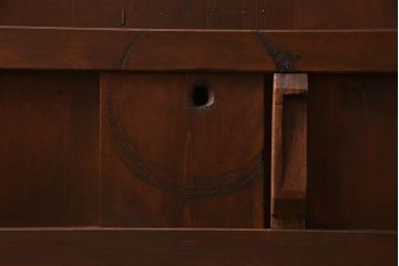 アンティーク建具　ヒノキ材　亀甲金網　和の雰囲気を高める格子蔵戸(建具、引き戸、玄関戸)(R-037981)