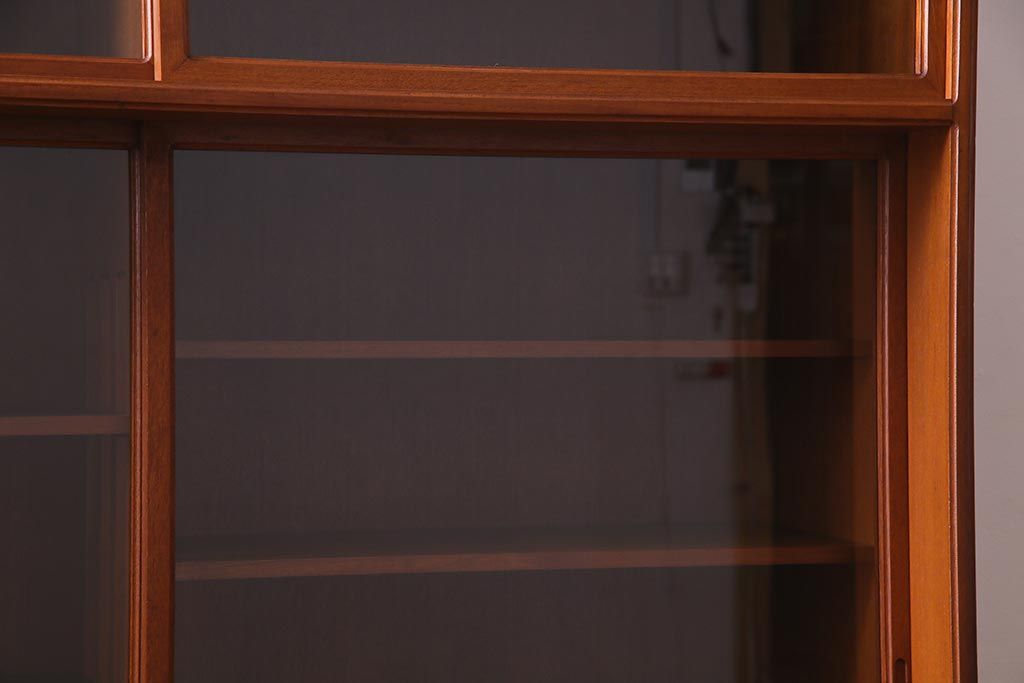 ビンテージ家具　ジャパンビンテージ　チーク材　シンプルモダンなキャビネット(収納棚、戸棚、飾り棚)(R-037987)