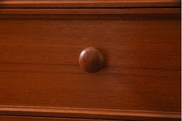 ビンテージ家具　ジャパンビンテージ　チーク材　シンプルモダンなキャビネット(収納棚、戸棚、飾り棚)(R-037987)