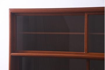 ビンテージ家具　ジャパンビンテージ　チーク材　シンプルモダンなキャビネット(収納棚、戸棚、飾り棚)(R-037987)