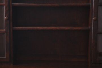 ビンテージ家具　松本民芸家具　中古　シックなデザインが魅力のF型食器棚(カップボード、キャビネット、収納棚、ヴィンテージ)(定価83万5千円)(R-037989)