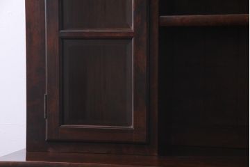 ビンテージ家具　松本民芸家具　中古　シックなデザインが魅力のF型食器棚(カップボード、キャビネット、収納棚、ヴィンテージ)(定価83万5千円)(R-037989)