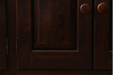 ビンテージ家具　松本民芸家具　中古　シックなデザインが魅力のF型食器棚(カップボード、キャビネット、収納棚、ヴィンテージ)(定価83万5千円)(R-037989)