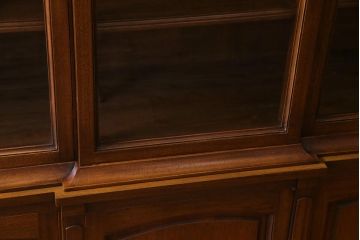 中古　DREXEL HERITAGE(ドレクセルヘリテイジ)　Triune(トライユン)　チャイナ　高級感あふれるキャビネット(収納棚、飾り棚) (定価約90万円)