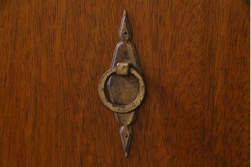 中古　DREXEL HERITAGE(ドレクセルヘリテイジ)　Triune(トライユン)　チャイナ　高級感あふれるキャビネット(収納棚、飾り棚) (定価約90万円)