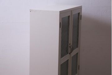 ラフジュ工房オリジナル　古建具リメイク　レトロな雰囲気漂うバイカラーのブックケース(本箱、食器棚、収納棚)(R-037994)