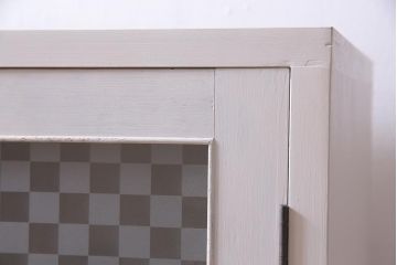 ラフジュ工房オリジナル　古建具リメイク　レトロな雰囲気漂うバイカラーのブックケース(本箱、食器棚、収納棚)(R-037994)