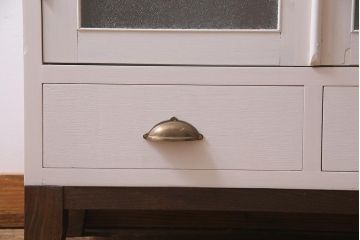 ラフジュ工房オリジナル　古建具リメイク　レトロな雰囲気漂うバイカラーのブックケース(本箱、食器棚、収納棚)(R-037994)