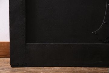 アンティーク建具　激レア　使い込まれた渋さが魅力的な鉄板付き蔵戸(鉄扉、引き戸、玄関戸)(R-037996)