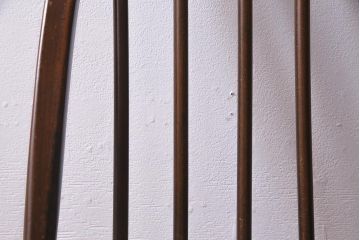 ヴィンテージ家具　イギリスビンテージ　ERCOL(アーコール)　美しく丈夫な作りが魅力的なクエーカーチェア(ダイニングチェア、椅子、ウィンザーチェア、ウインザーチェア)(R-037997)