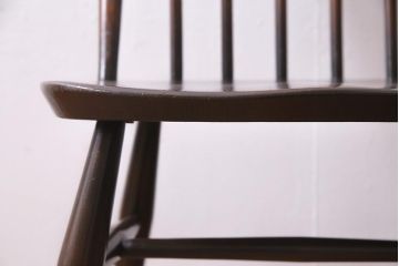 ヴィンテージ家具　イギリスビンテージ　ERCOL(アーコール)　美しく丈夫な作りが魅力的なクエーカーチェア(ダイニングチェア、椅子、ウィンザーチェア、ウインザーチェア)(R-037999)