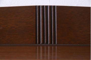 レトロ家具　昭和初期　落ち着いた雰囲気が魅力の楔(くさび)式オープンラック(本棚、飾り棚、収納棚)(R-038000)