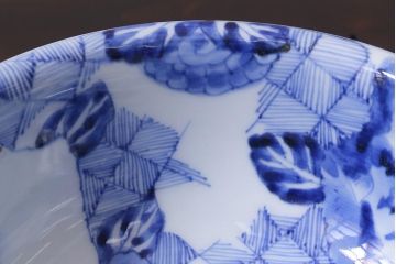 アンティーク雑貨　幕末明治期　伊万里　染付深鉢(深皿、和食器)(R-038024)