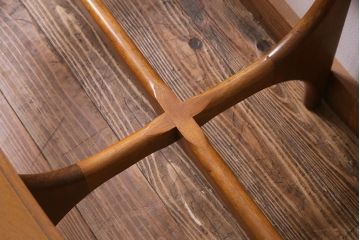 ヴィンテージ家具　Stonehill(ストーンヒル)　ガラストップのオーバル型センターテーブル(コーヒーテーブル、リビングテーブル、ビンテージ)(R-038027)