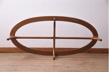 ヴィンテージ家具　Stonehill(ストーンヒル)　ガラストップのオーバル型センターテーブル(コーヒーテーブル、リビングテーブル、ビンテージ)(R-038027)