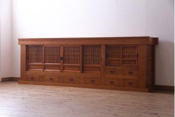 新古品　特大サイズ!　ニレ無垢材　和の空間作りに活躍する9尺水屋箪笥・上(九尺水屋、サイドボード、和箪笥、収納棚)(R-038029)