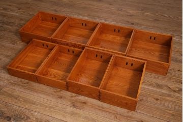 新古品　特大サイズ!　ニレ無垢材　和の空間作りに活躍する9尺水屋箪笥・上(九尺水屋、サイドボード、和箪笥、収納棚)(R-038029)
