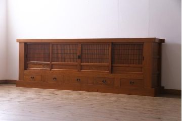 新古品　特大サイズ!　ニレ無垢材　和の空間作りに活躍する9尺水屋箪笥・下(九尺水屋、サイドボード、和箪笥、収納棚)(R-038030)
