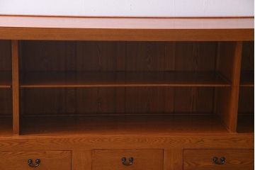 新古品　特大サイズ!　ニレ無垢材　和の空間作りに活躍する9尺水屋箪笥・下(九尺水屋、サイドボード、和箪笥、収納棚)(R-038030)
