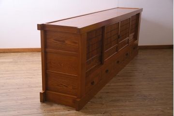 新古品　特大サイズ!　ニレ無垢材　和の空間作りに活躍する9尺水屋箪笥・下(九尺水屋、サイドボード、和箪笥、収納棚)(R-038030)
