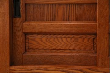 新古品　特大サイズ!　ニレ無垢材　和の空間作りに活躍する重ね9尺水屋箪笥(九尺水屋、サイドボード、和箪笥、収納棚)(R-038031)