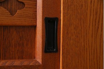 新古品　特大サイズ!　ニレ無垢材　和の空間作りに活躍する重ね9尺水屋箪笥(九尺水屋、サイドボード、和箪笥、収納棚)(R-038031)