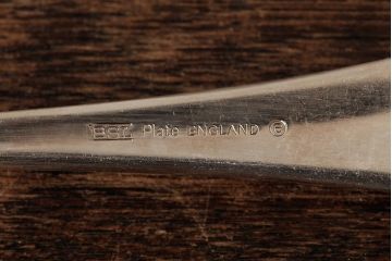 アンティーク雑貨　イギリスビンテージ　Mappin&Webb(マッピン&ウエッブ)　シルバープレート　フォーク・ナイフ2セット(R-038035)