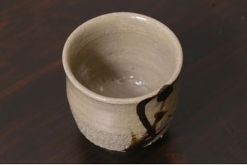 中古　人間国宝　濱田庄司(浜田庄司)　湯呑　共箱付き(湯のみ)(R-038049)
