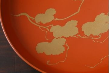 アンティーク雑貨　大正期　漆塗り　沈黒・金蒔絵が贅沢な蓋付き木製椀5客セット(漆器、和食器)(R-038050)