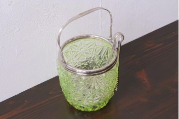 アンティーク雑貨　大正昭和初期　ウランガラス製のアイスペール(アイスバスケット、ワセリンガラス)(R-038051)
