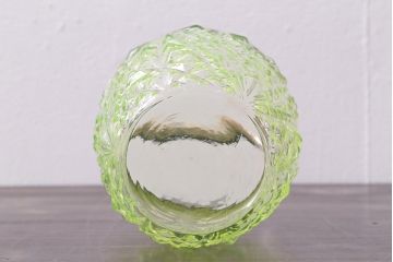 アンティーク雑貨　大正昭和初期　ウランガラス製のアイスペール(アイスバスケット、ワセリンガラス)(R-038051)