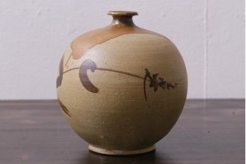 中古　笠間焼　中野晃嗣　野草文一輪挿し(花器、花瓶、共箱付き)(R-038052)