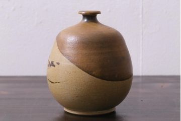 中古　笠間焼　中野晃嗣　野草文一輪挿し　共箱付き(花器、花瓶)(R-038053)