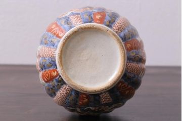 アンティーク雑貨　江戸中期　箱付き　華やかな金襴手が美しい鶴首徳利一対(花瓶、花器)(R-038055)