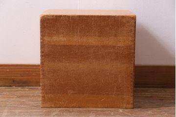 レトロ雑貨　昭和レトロ　キューブ型の大きな積み木【立方体・大】(飾り台、ディスプレイ雑貨)(R-038066)