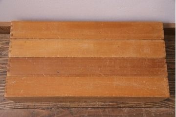 レトロ雑貨　昭和レトロ　大きな積み木セット【うすい長方形・大/4ヶ組】(飾り台、ディスプレイ雑貨)(R-038072)