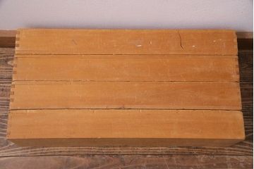 レトロ雑貨　昭和レトロ　大きな積み木セット【うすい長方形・大/4ヶ組】(飾り台、ディスプレイ雑貨)(R-038073)